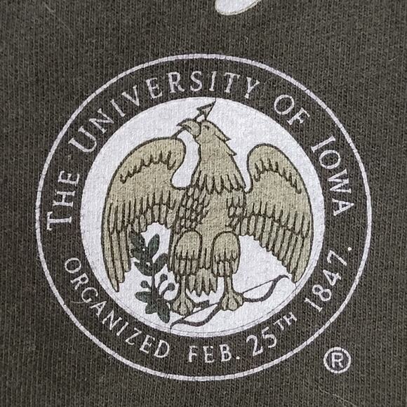 Vintage Y2K Iowa University Sweatshirt Small 19x28 Hawkeyes - Picture 13 of 15